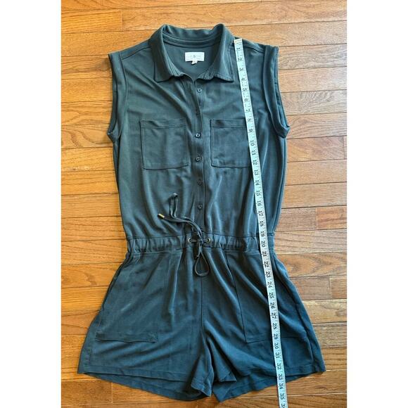 Lou & Grey Short Romper Modal Green Button down Sleeveless Size Small - Picture 5 of 13